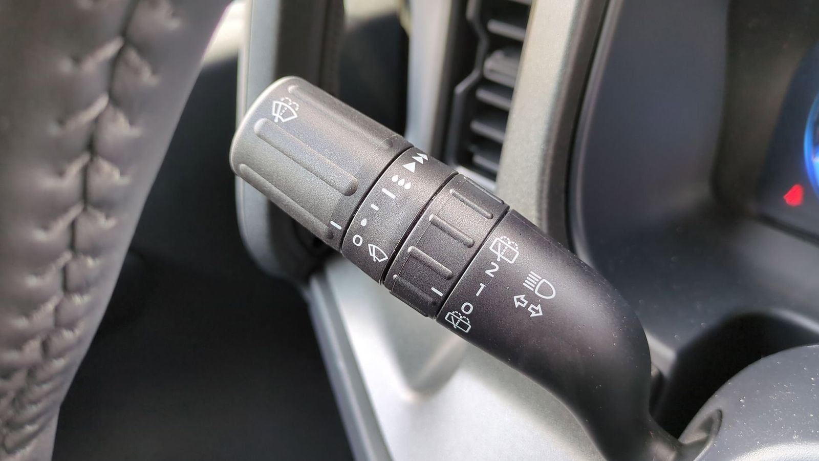 Thumbnail: 2025 Ford Bronco - 23