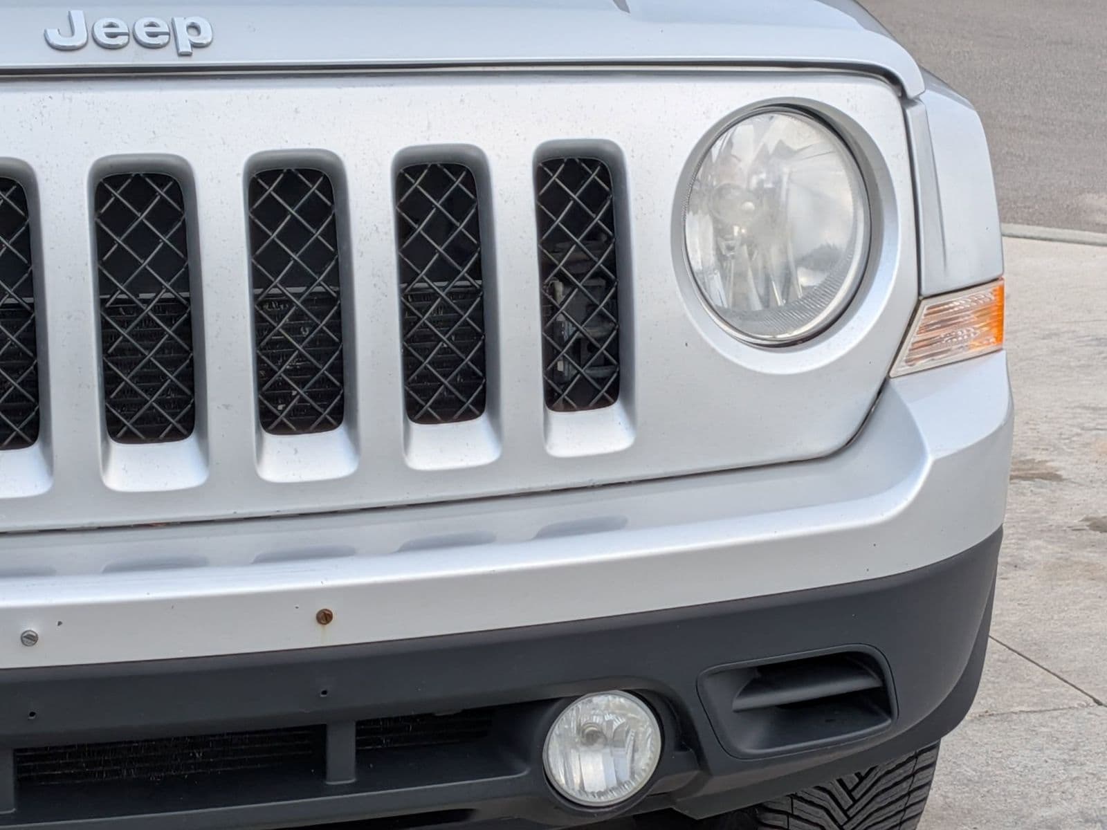 Thumbnail: 2012 Jeep Patriot - 11