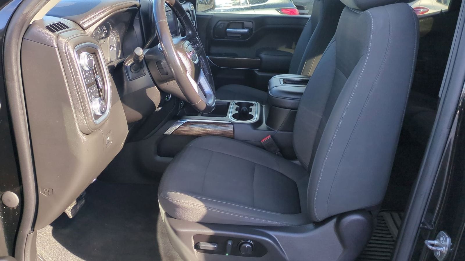 Thumbnail: 2021 GMC Sierra 1500 - 17