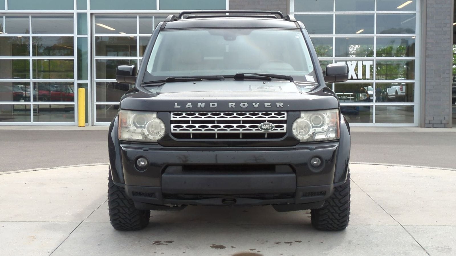 Thumbnail: 2011 Land Rover LR4 - 9