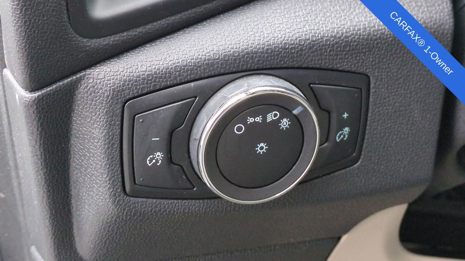 Thumbnail: 2021 Ford EcoSport - 17