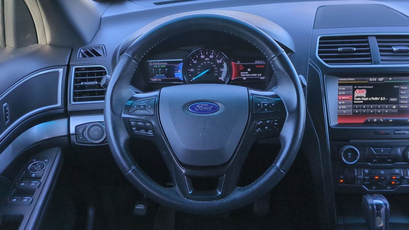 Thumbnail: 2016 Ford Explorer - 20