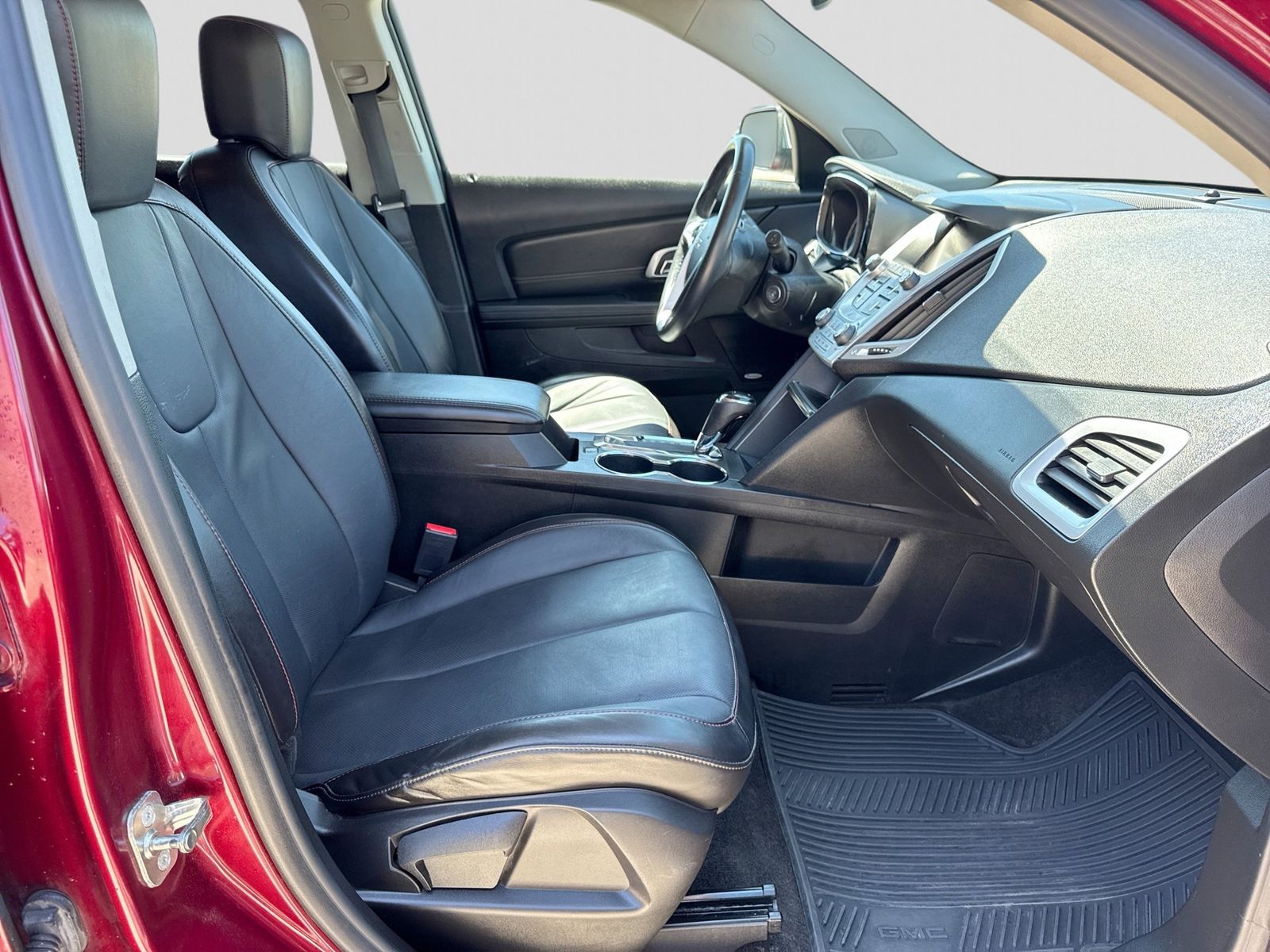 Thumbnail: 2016 GMC Terrain - 26