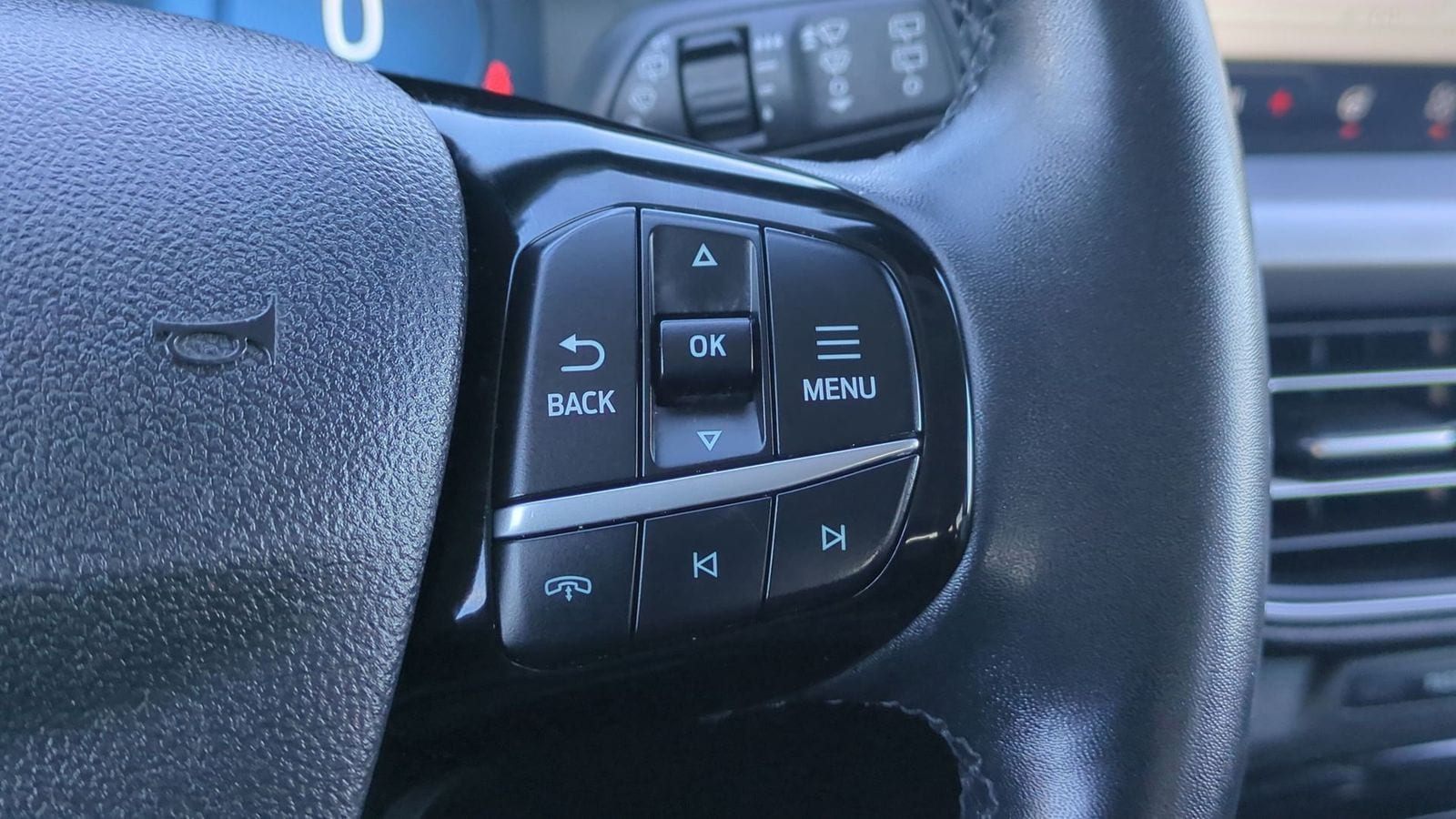 Thumbnail: 2023 Ford Escape - 23