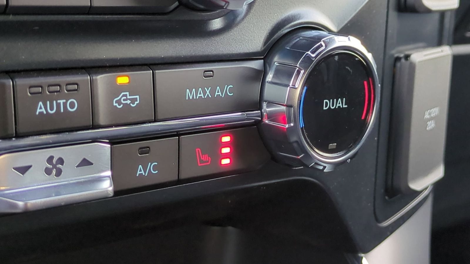 Thumbnail: 2025 Ford F-150 - 32