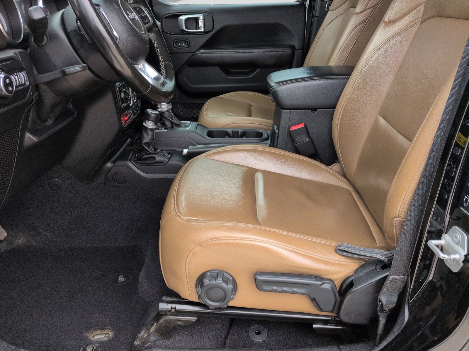 Thumbnail: 2020 Jeep Gladiator - 20