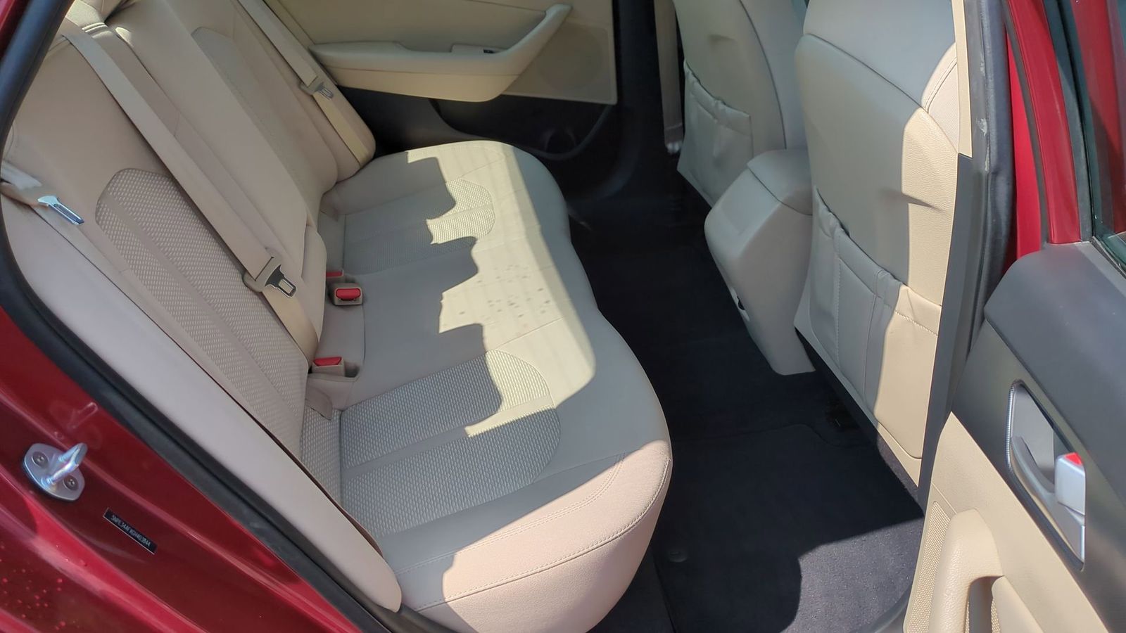 Thumbnail: 2016 Hyundai Sonata - 18