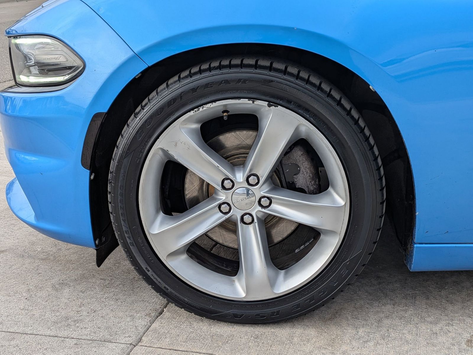 Thumbnail: 2016 Dodge Charger - 12