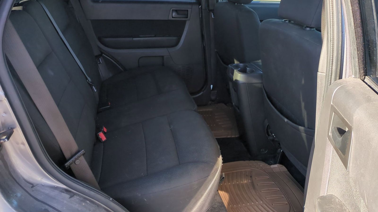 Thumbnail: 2009 Ford Escape - 9