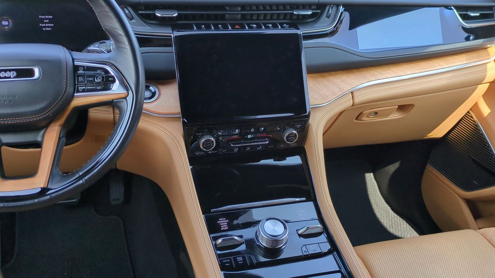 Thumbnail: 2022 Jeep Grand Cherokee - 34