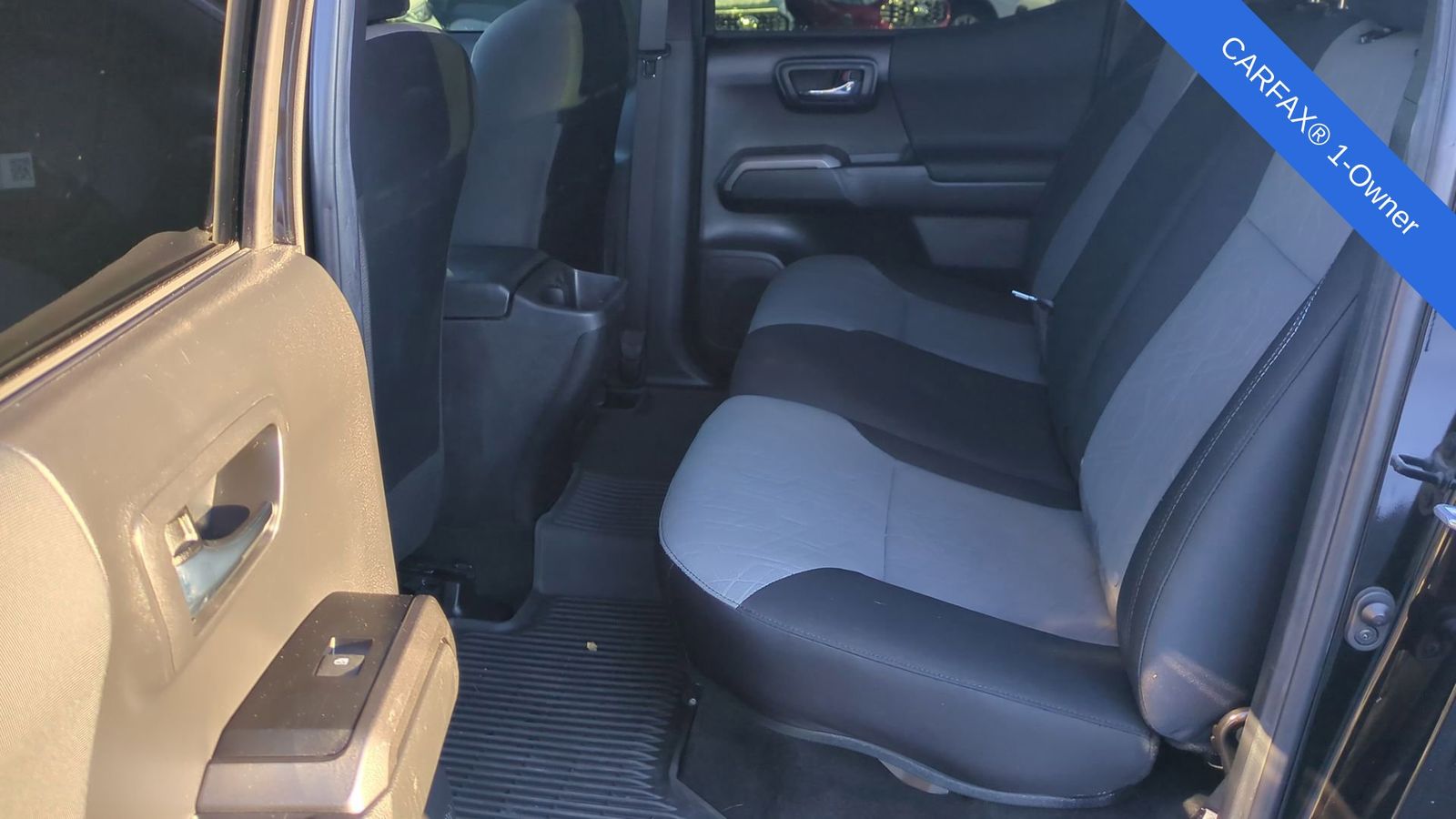 Thumbnail: 2023 Toyota Tacoma - 19