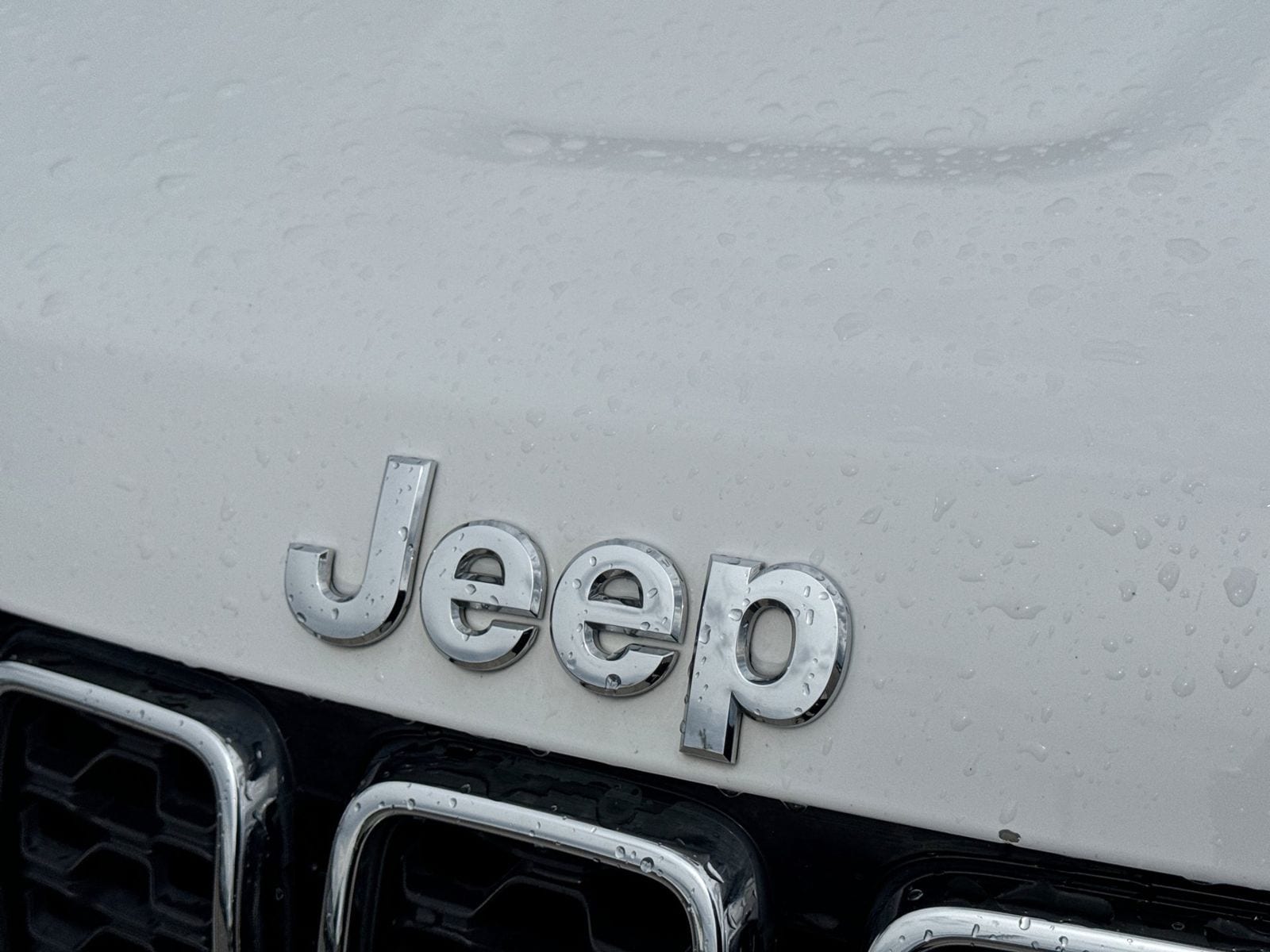 Thumbnail: 2021 Jeep Grand Cherokee - 13