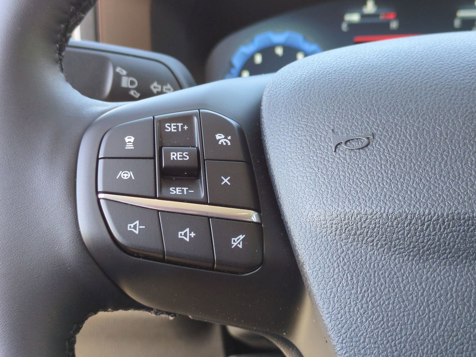 Thumbnail: 2025 Ford Bronco Sport - 22