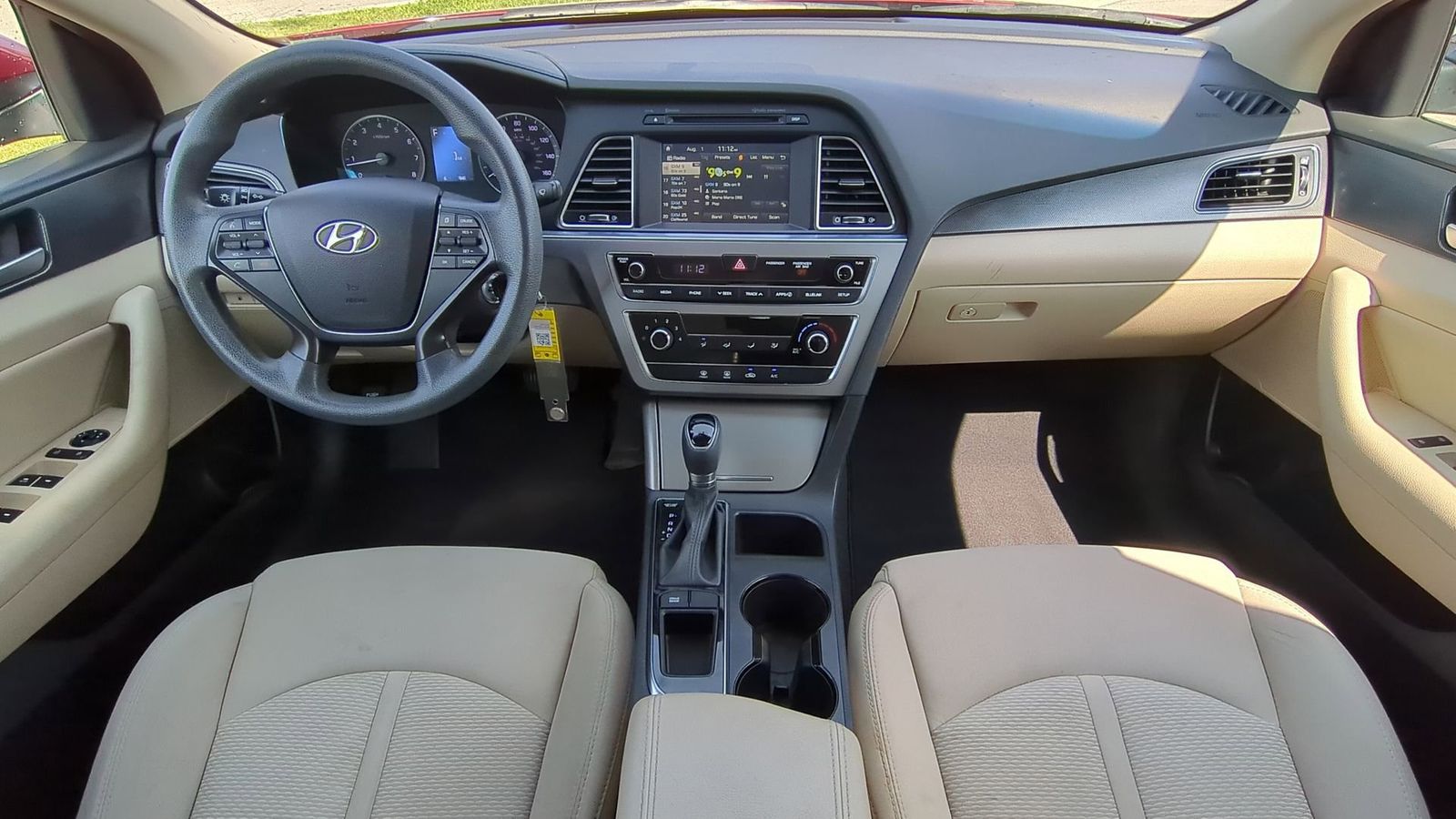 Thumbnail: 2016 Hyundai Sonata - 14