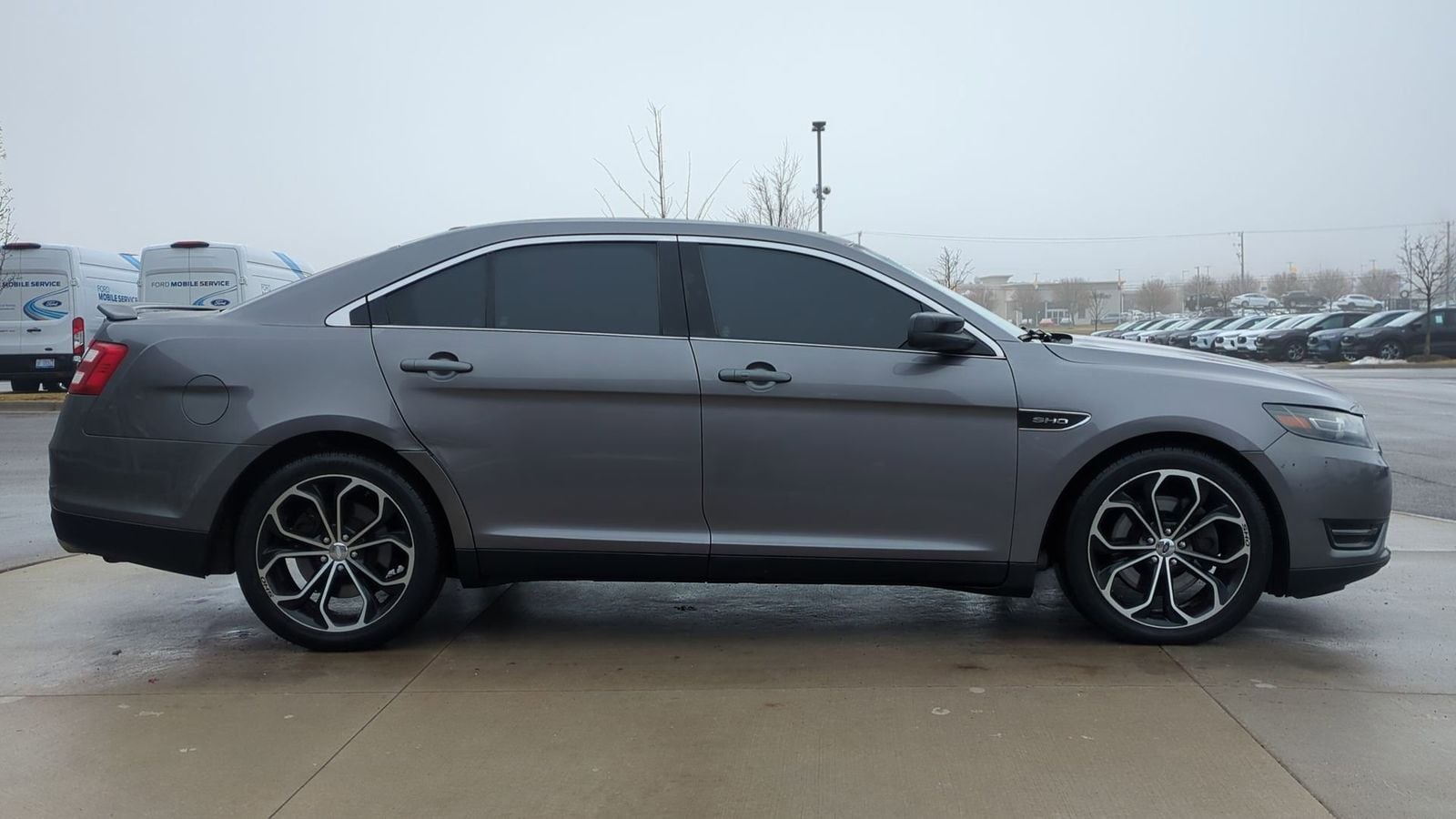 Thumbnail: 2014 Ford Taurus - 8