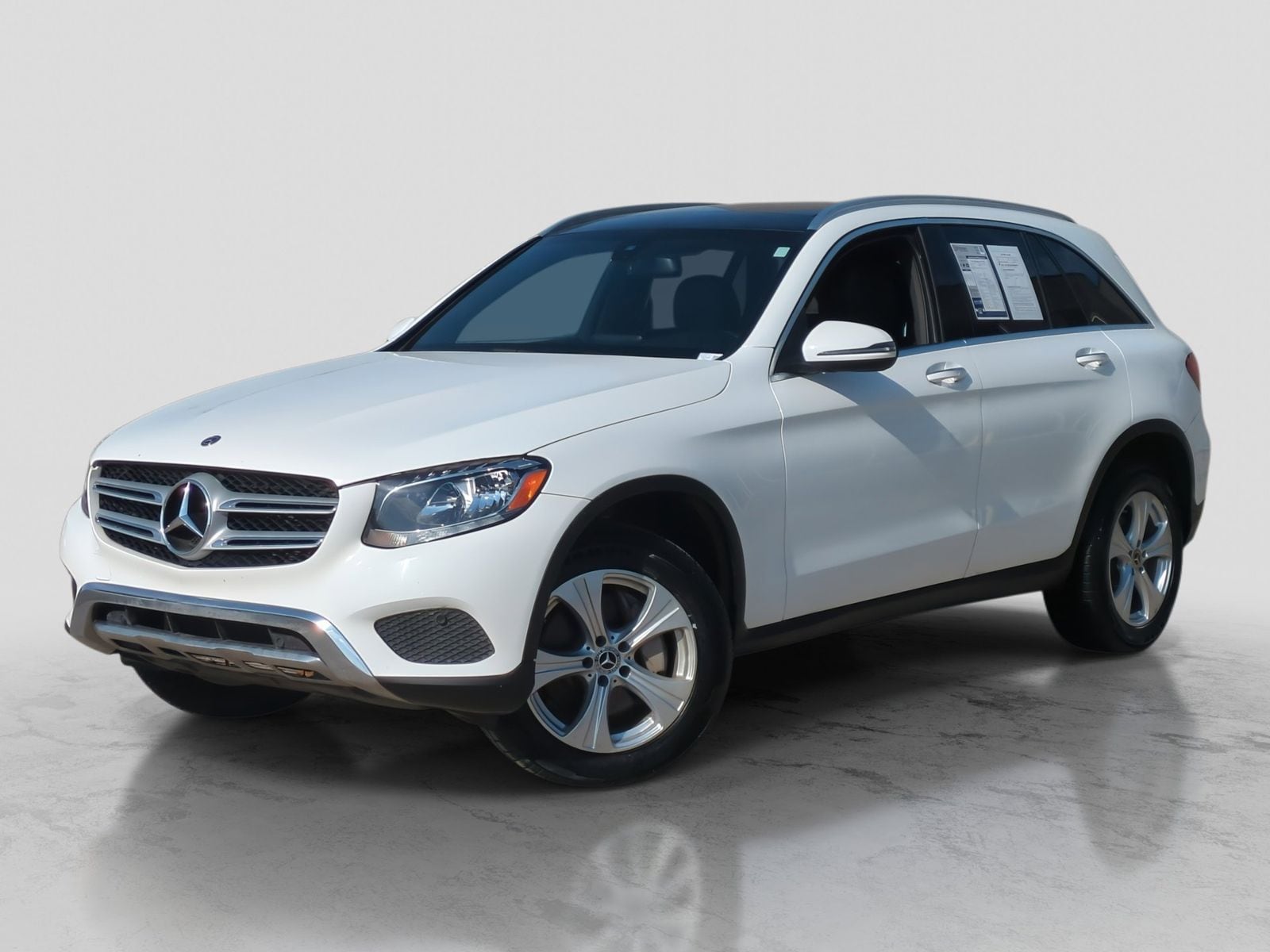 2017 Mercedes-Benz GLC 300 -
                  Washington, MI