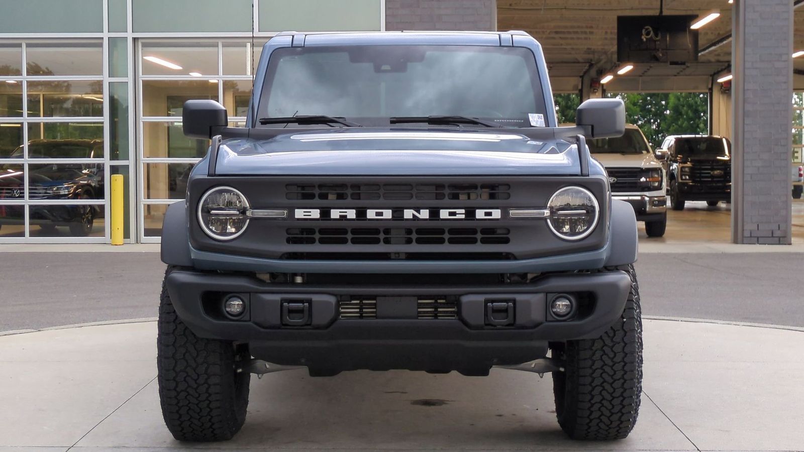 Thumbnail: 2025 Ford Bronco - 9