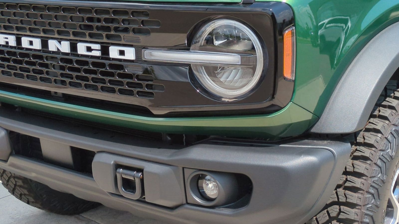 Thumbnail: 2025 Ford Bronco - 10