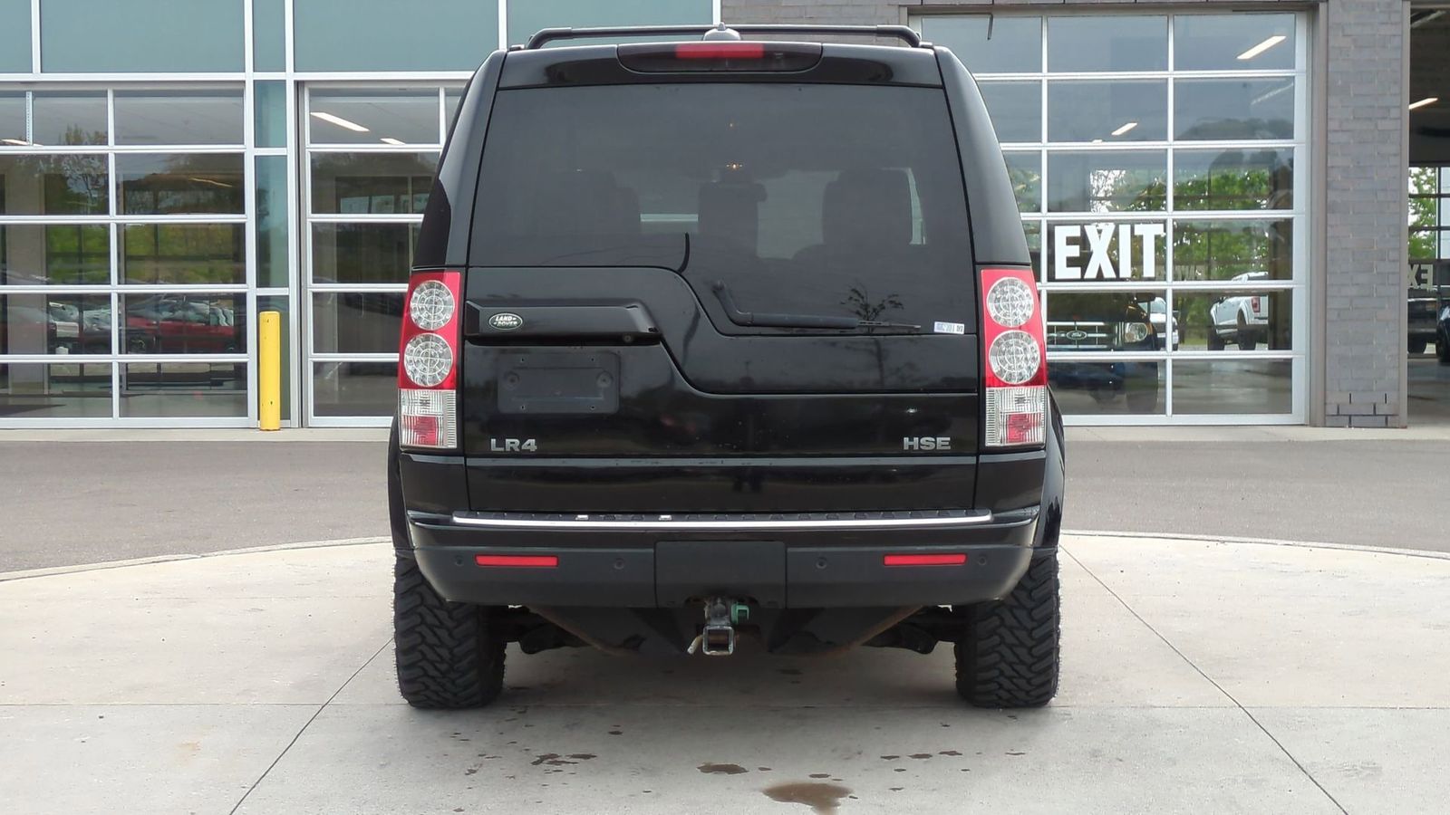 Thumbnail: 2011 Land Rover LR4 - 4