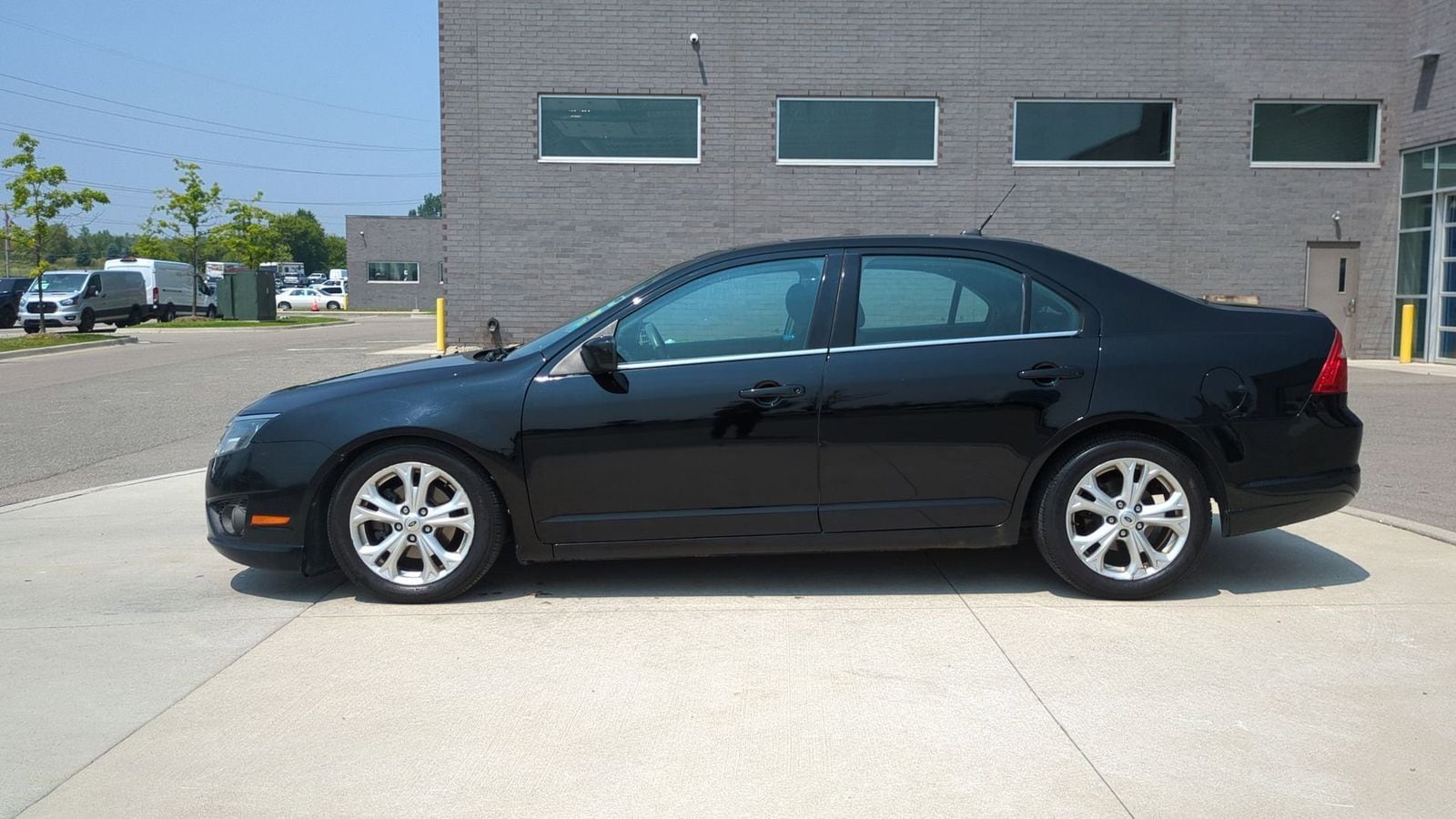 Thumbnail: 2012 Ford Fusion - 2
