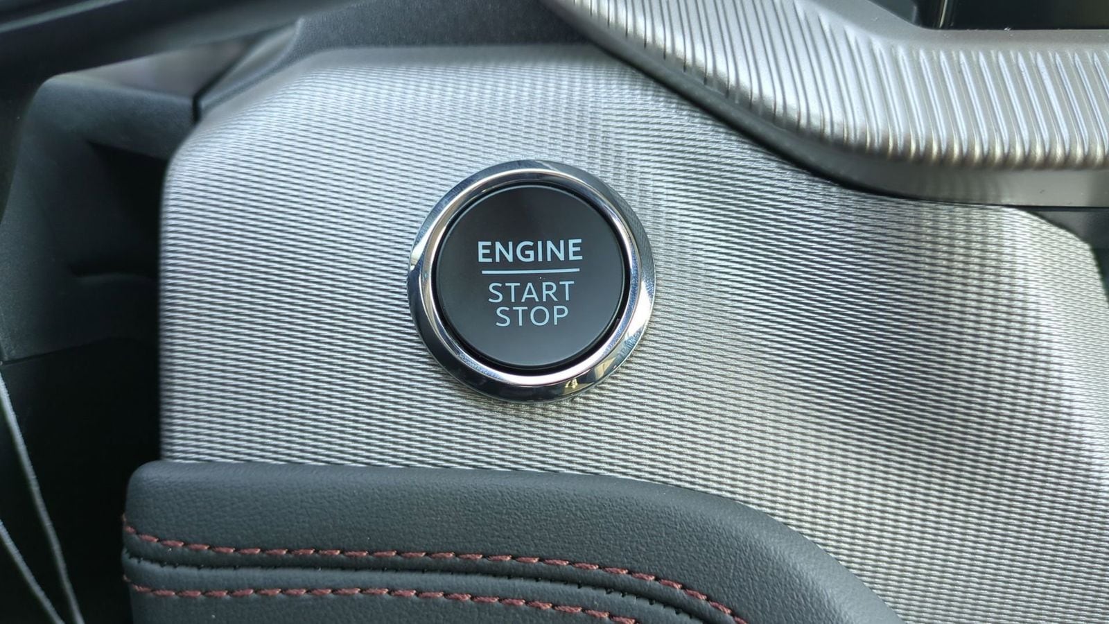 Thumbnail: 2025 Ford Explorer - 16