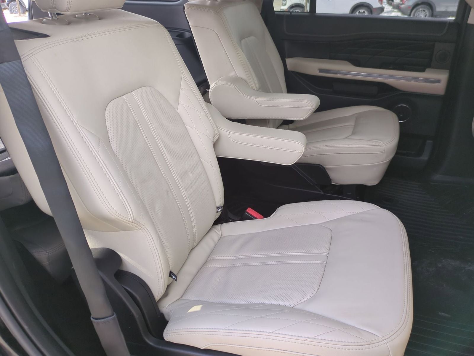 Thumbnail: 2019 Ford Expedition - 23