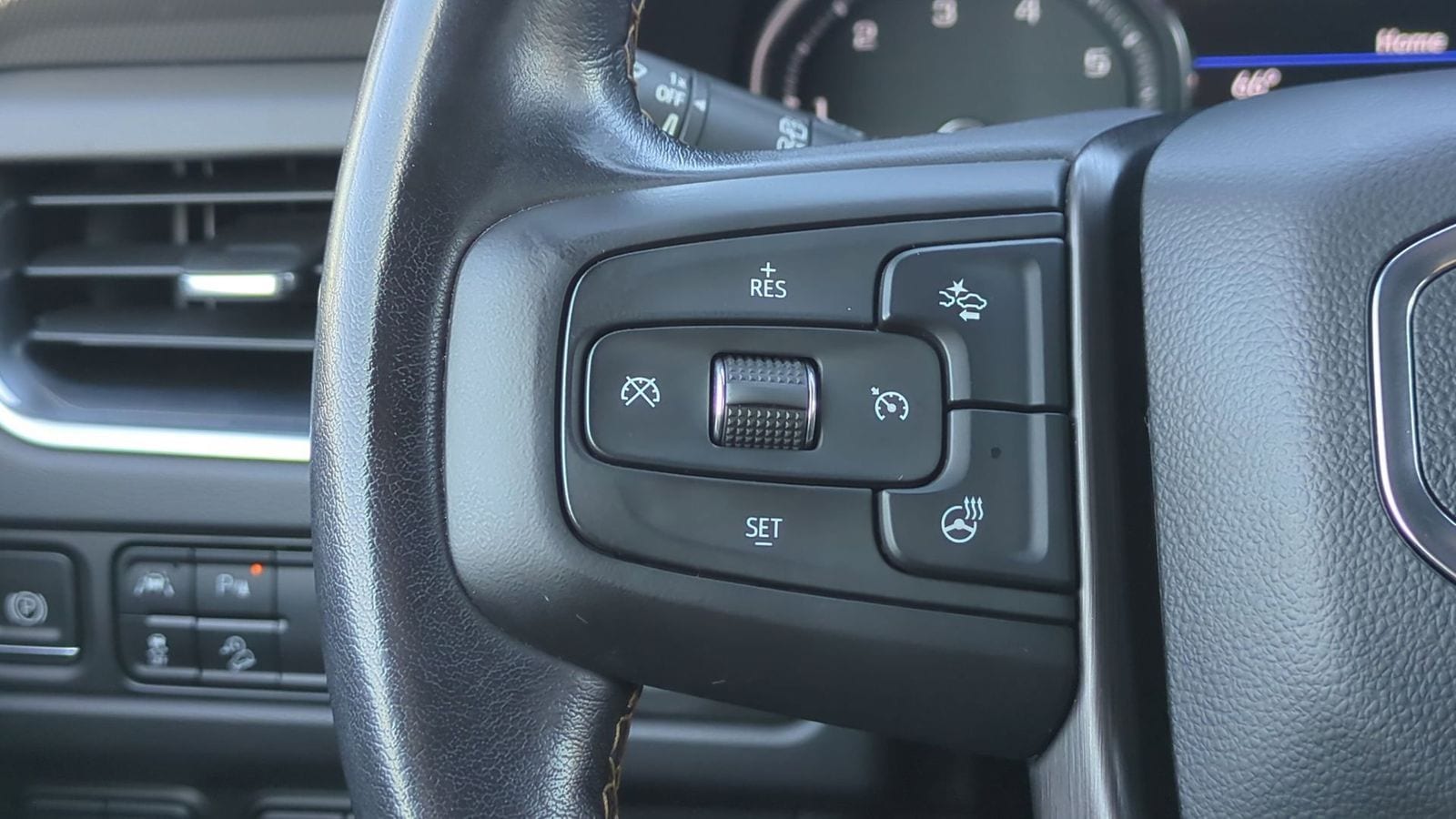 Thumbnail: 2021 GMC Yukon - 29