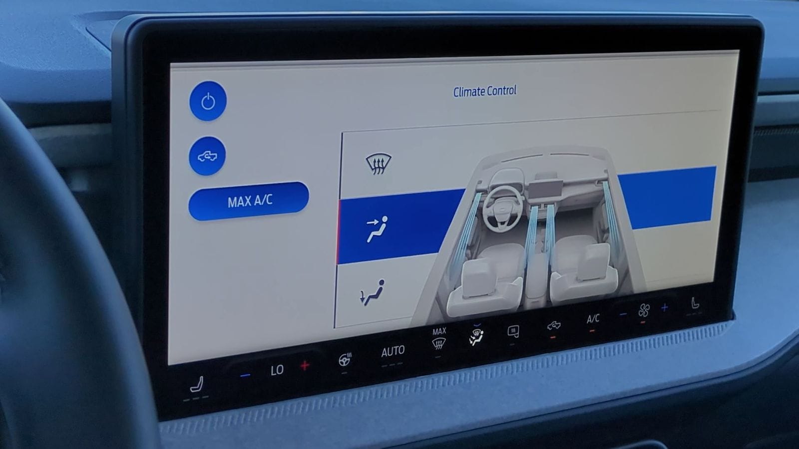 Thumbnail: 2025 Ford Maverick - 30