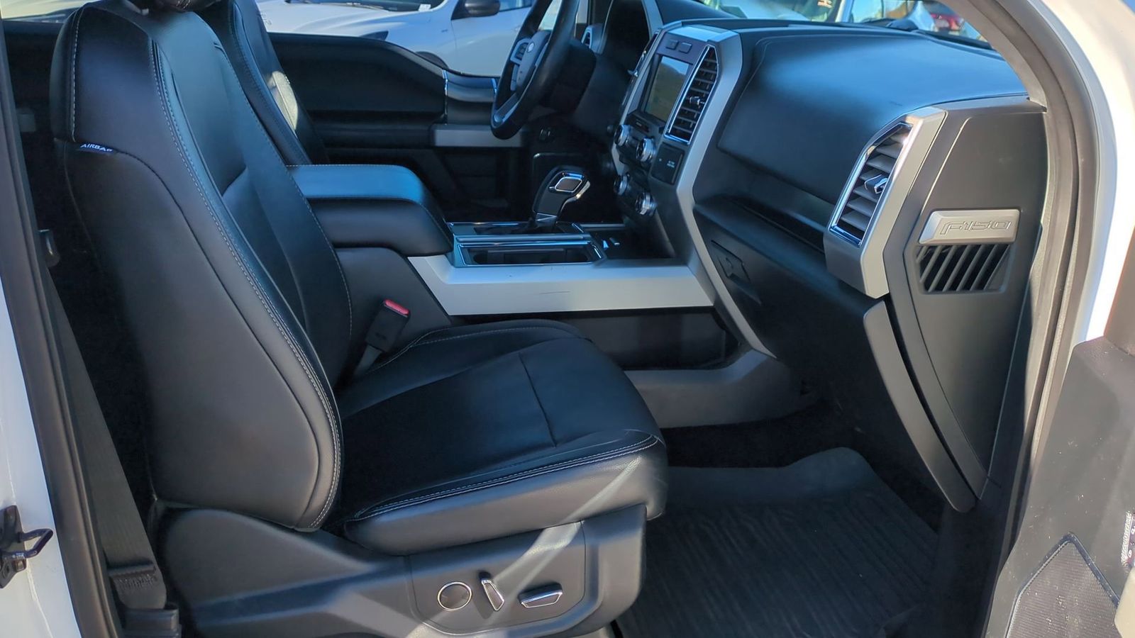 Thumbnail: 2016 Ford F-150 - 25