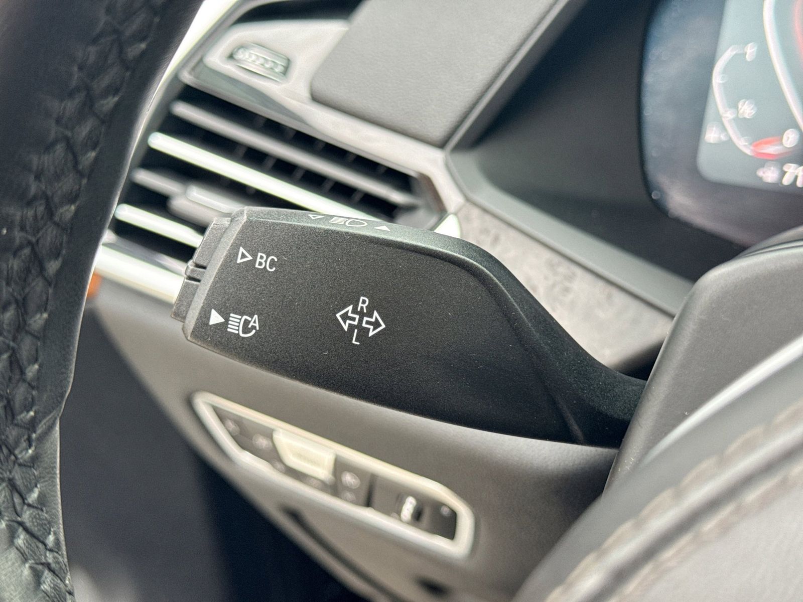 Thumbnail: 2019 BMW X5 - 32