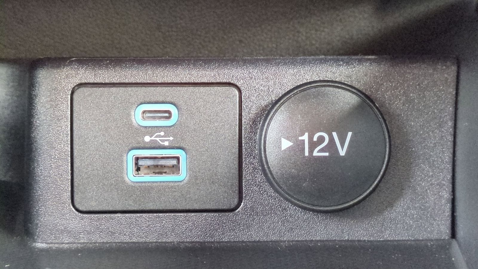 Thumbnail: 2023 Ford Escape - 32