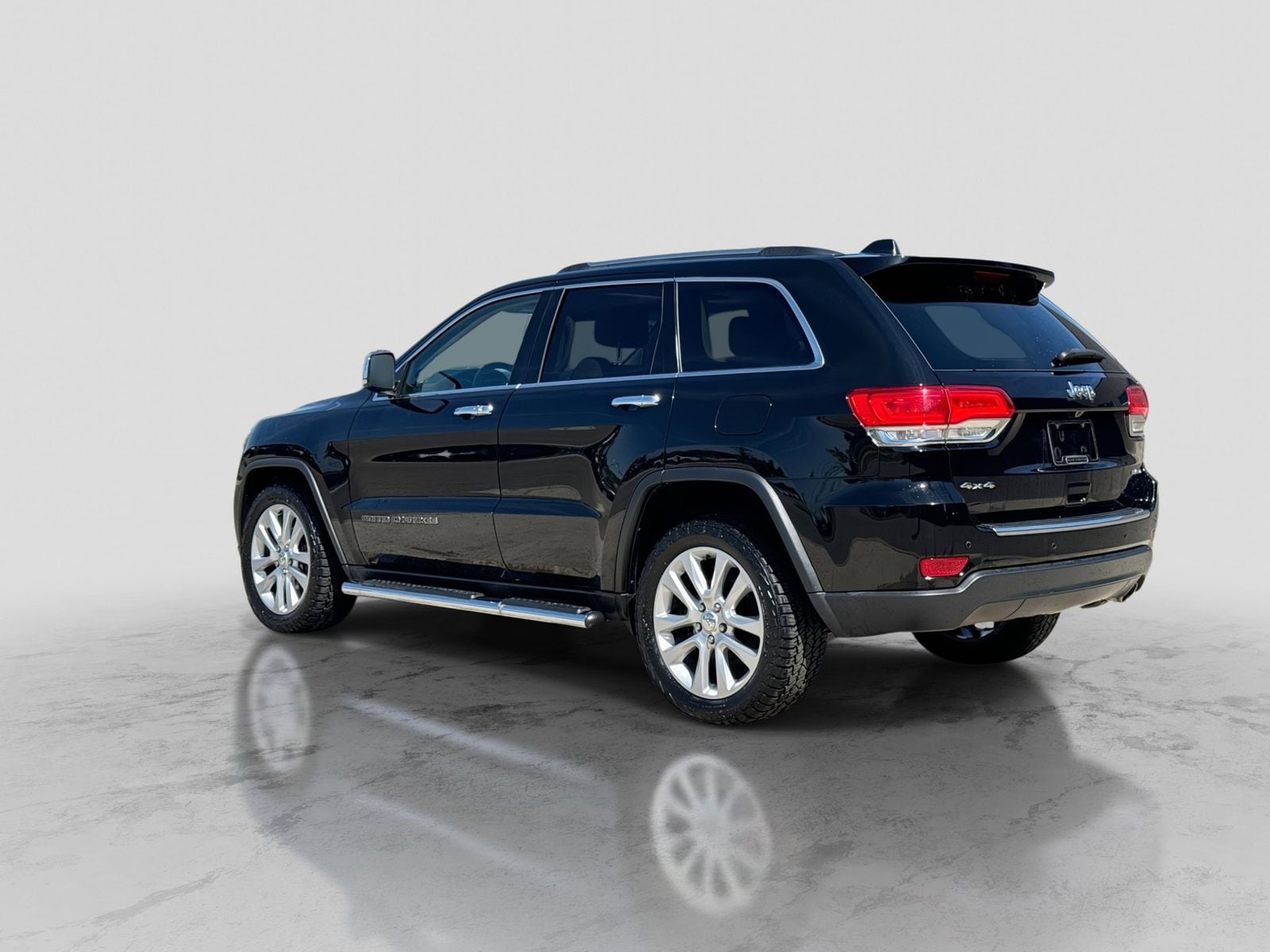 Thumbnail: 2017 Jeep Grand Cherokee - 5