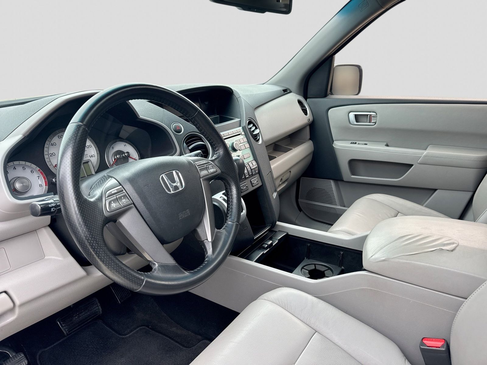 Used 2010 Honda Pilot EX-L with VIN 5FNYF4H52AB020732 for sale in Washington, MI