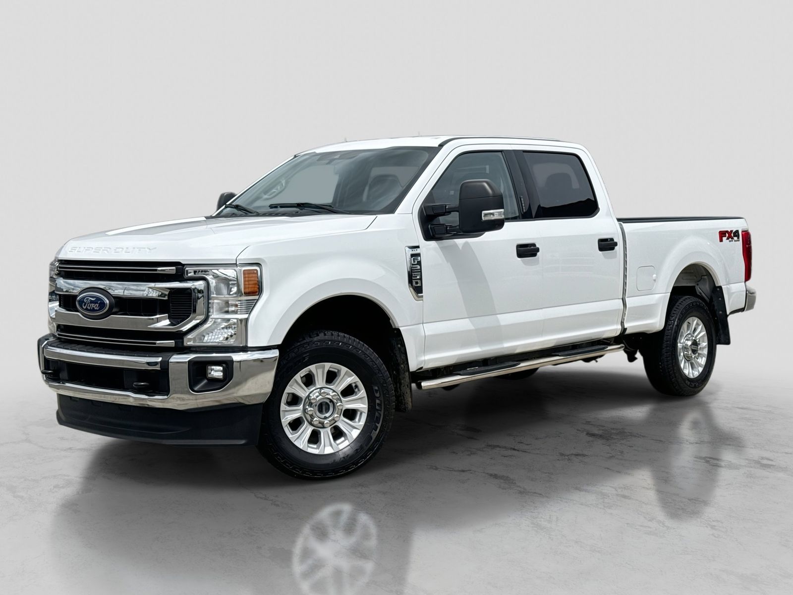 2021 Ford F-250 XLT 4x4 Crew Cab 8' Box's photo