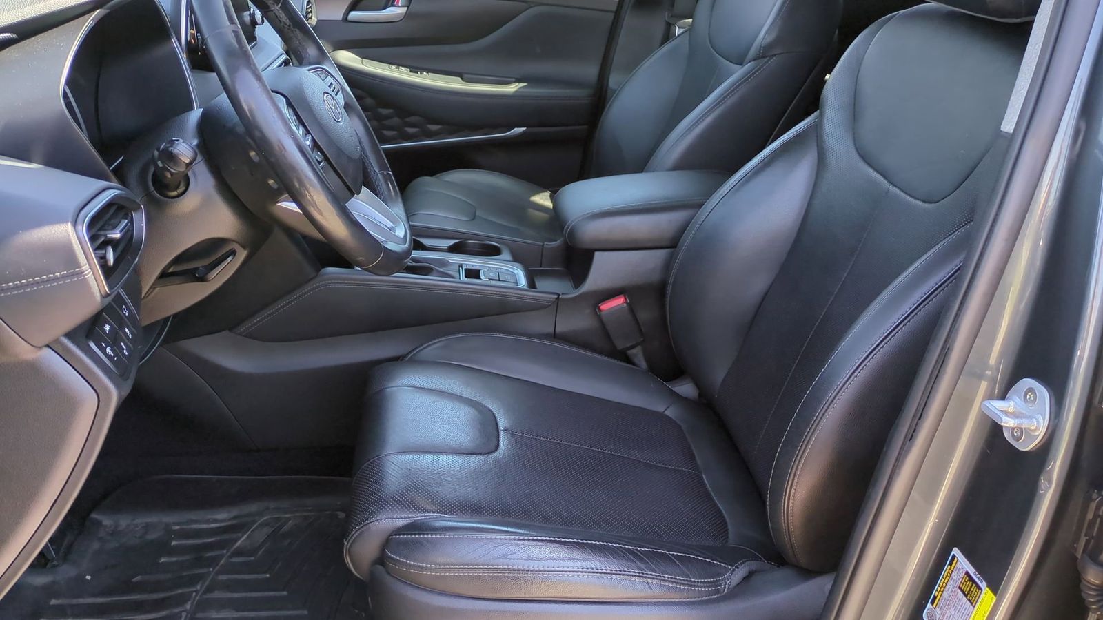 Thumbnail: 2019 Hyundai Santa Fe - 18