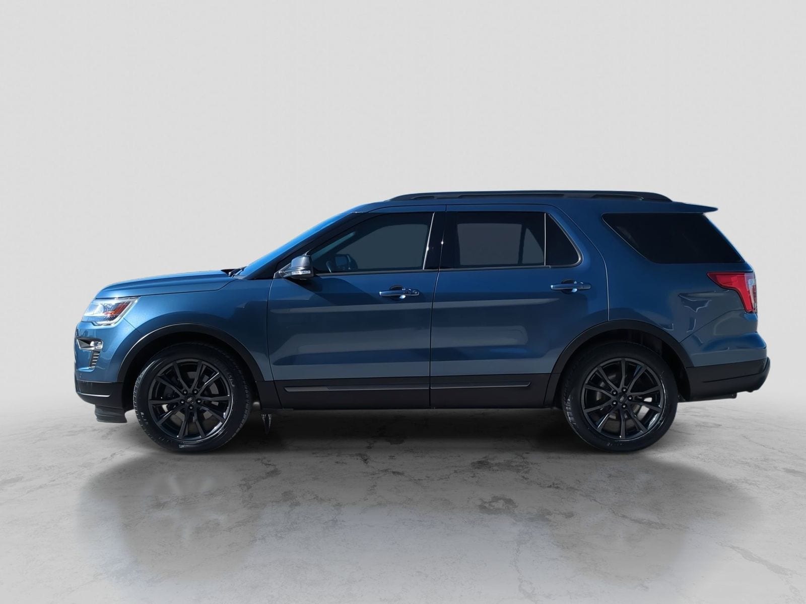 Thumbnail: 2019 Ford Explorer - 3
