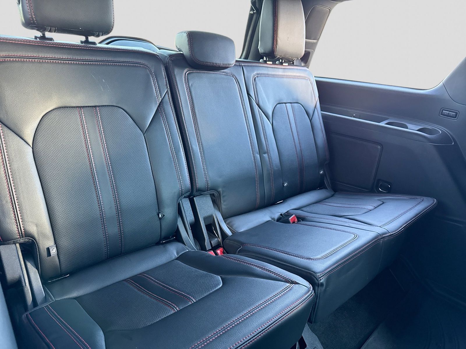 Thumbnail: 2023 Ford Expedition - 24