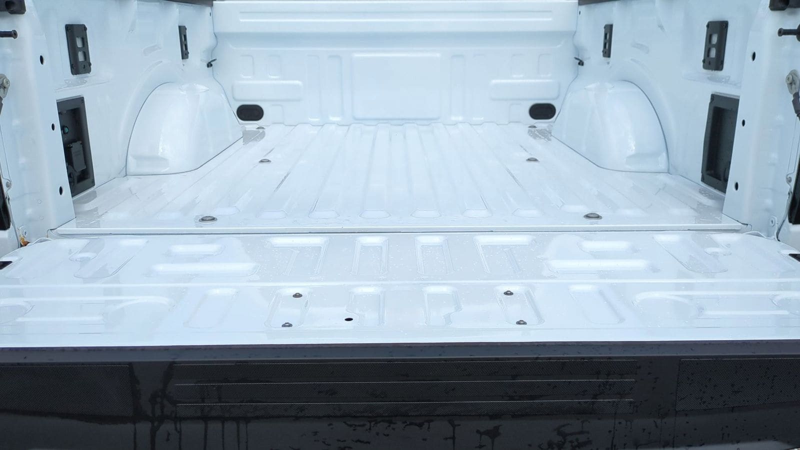 Thumbnail: 2025 Ford F-150 - 32