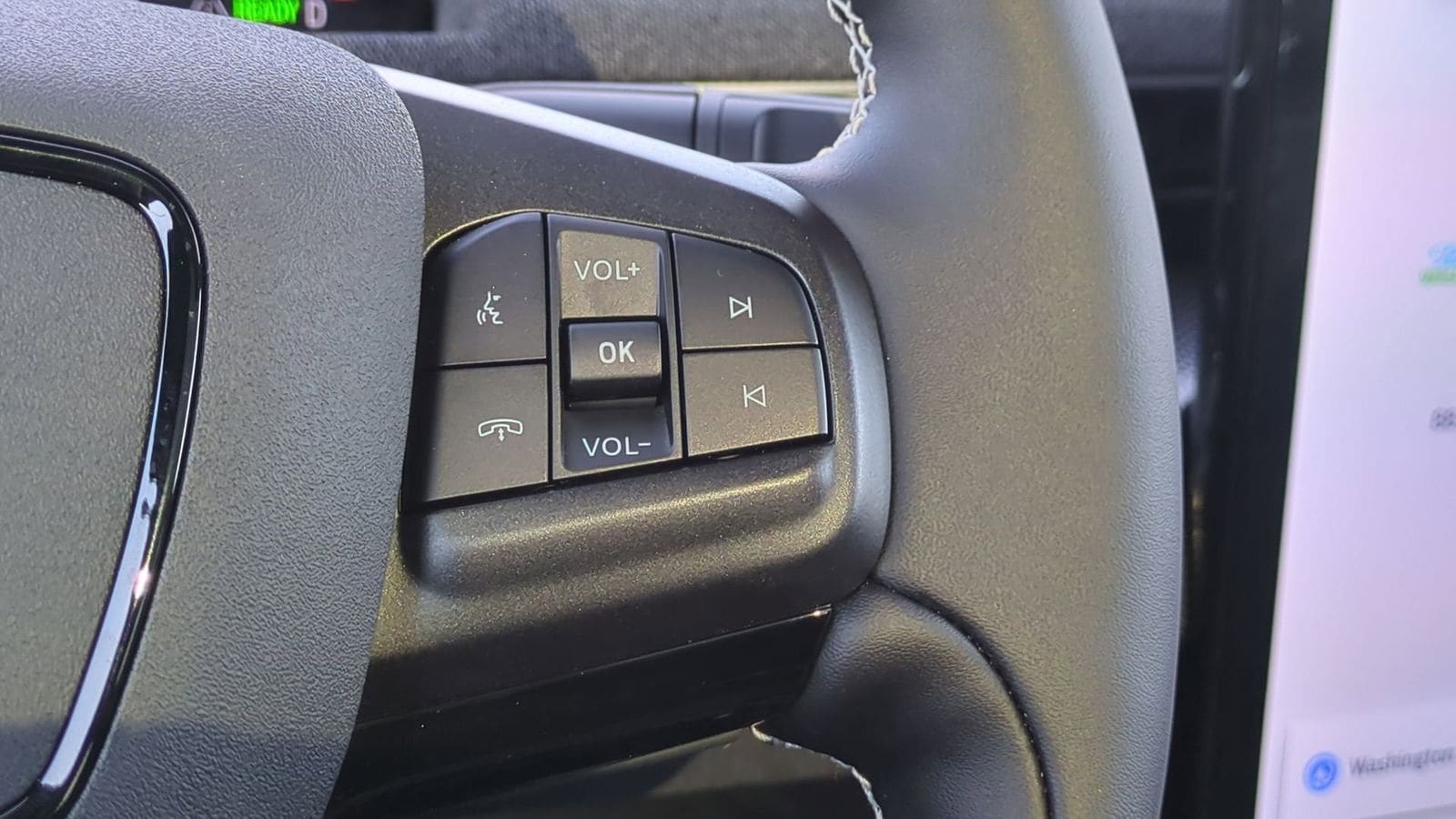 Thumbnail: 2025 Ford Mustang Mach-E - 25