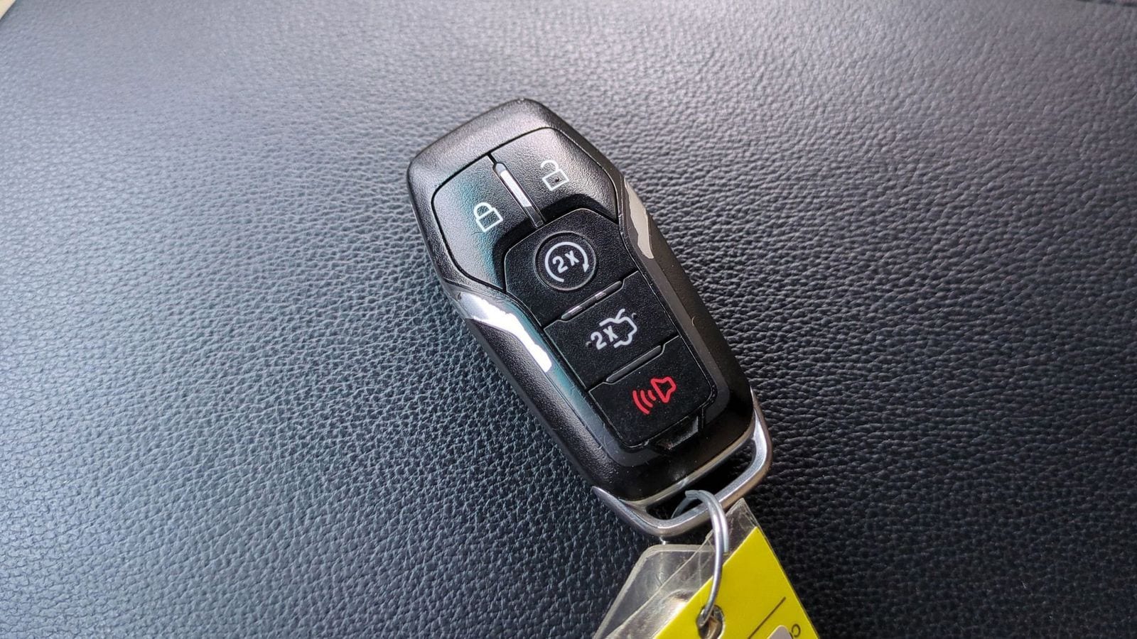 Thumbnail: 2016 Ford Explorer - 36