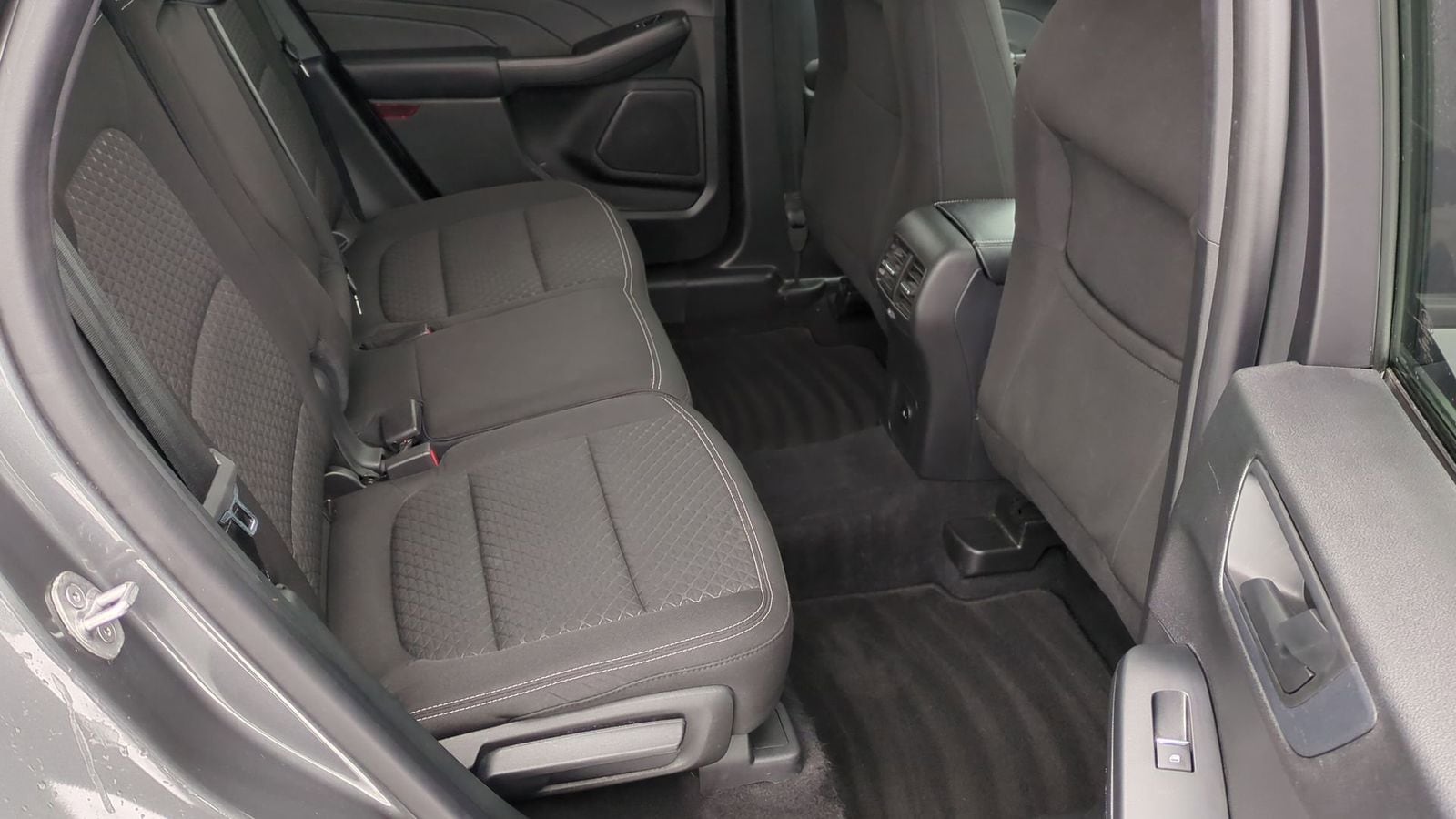 Thumbnail: 2023 Ford Escape - 20