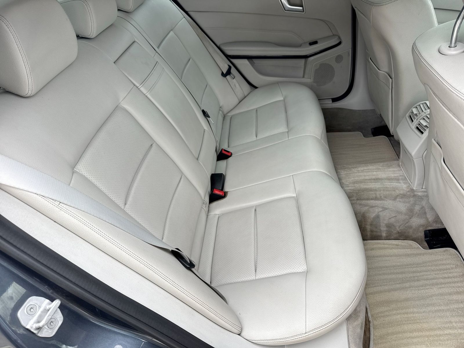 Thumbnail: 2014 Mercedes-Benz E-Class - 22