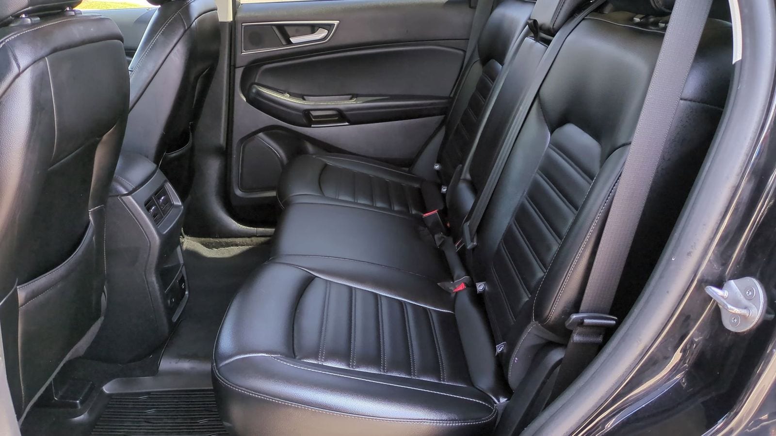 Thumbnail: 2021 Ford Edge - 19