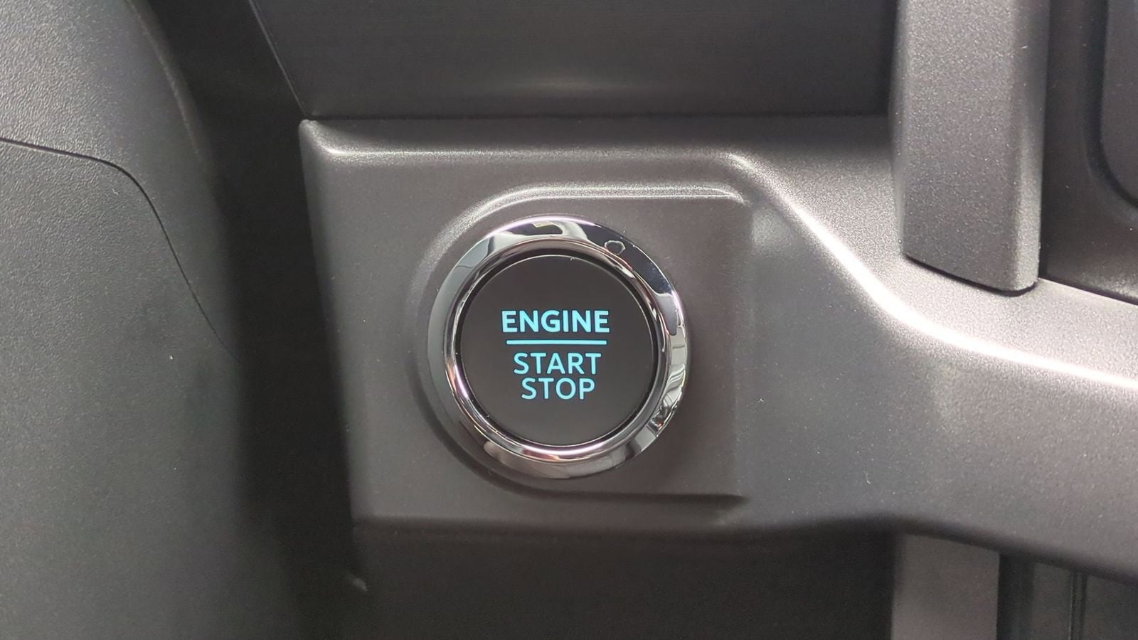 Thumbnail: 2025 Ford F-150 - 25