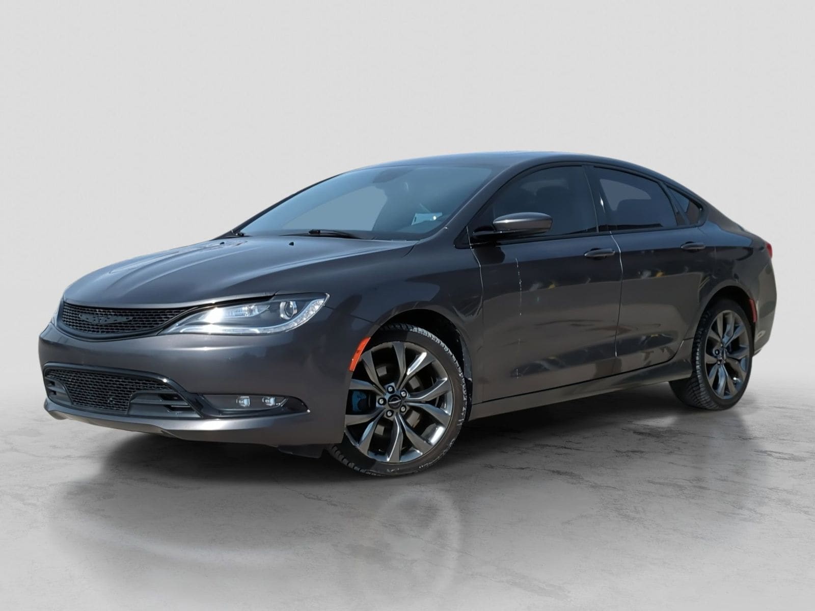 2015 Chrysler 200 S -
                  Washington, MI
