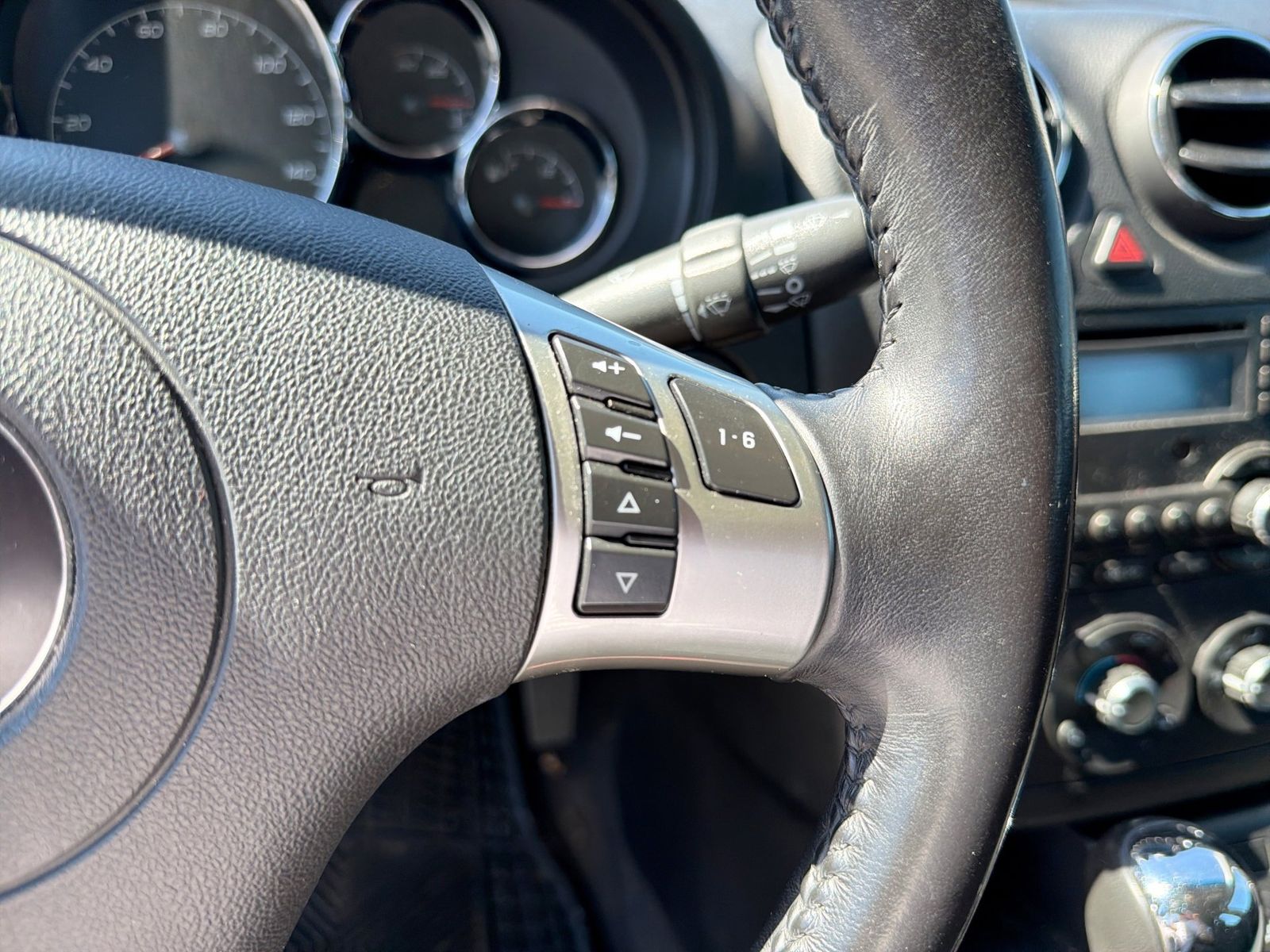 Thumbnail: 2008 Pontiac G6 - 18