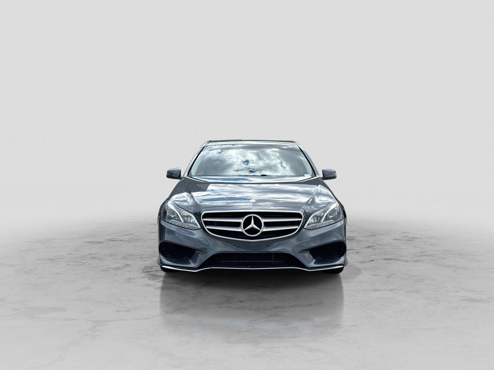 Thumbnail: 2014 Mercedes-Benz E-Class - 11
