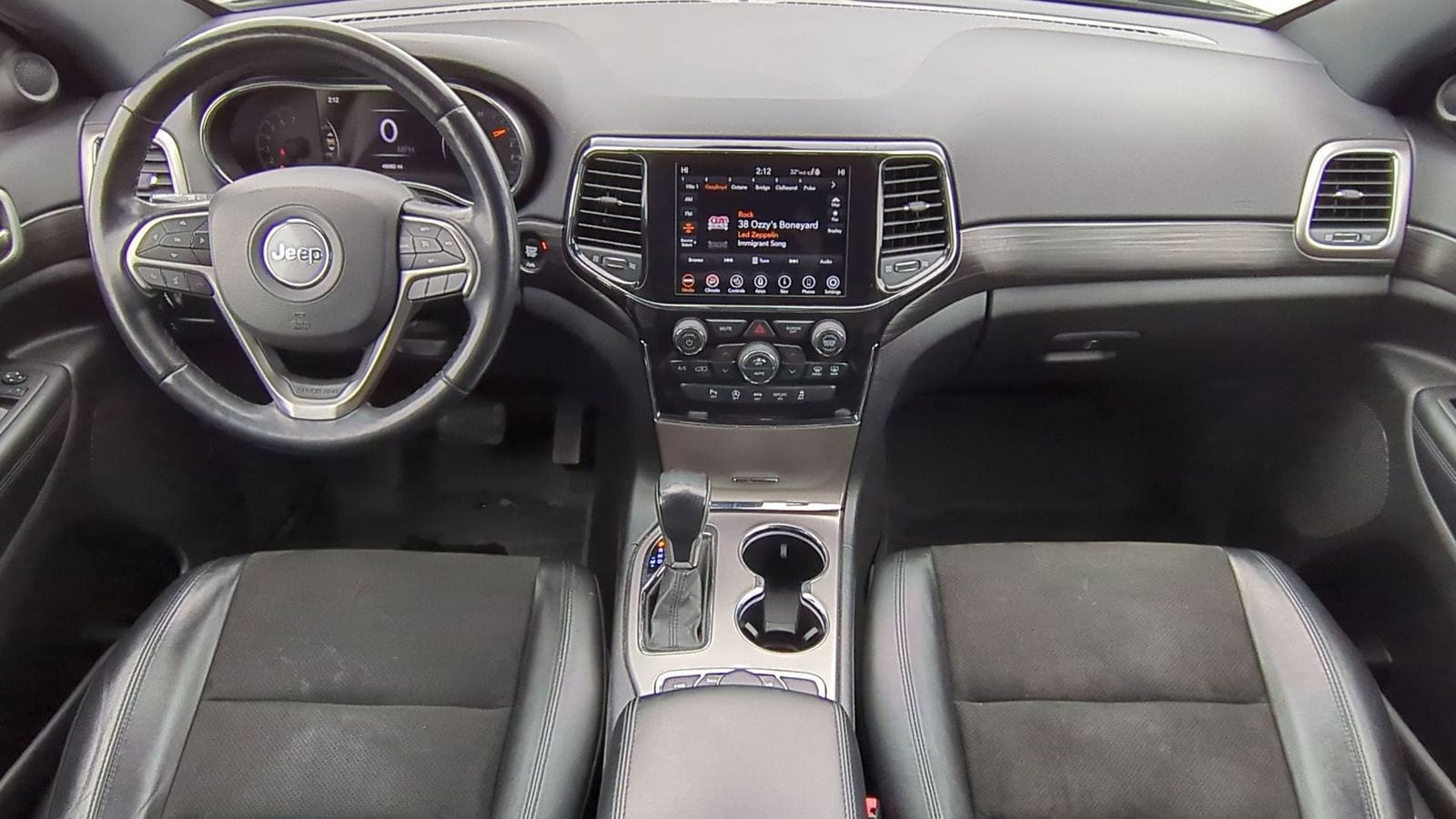 Thumbnail: 2022 Jeep Grand Cherokee - 17