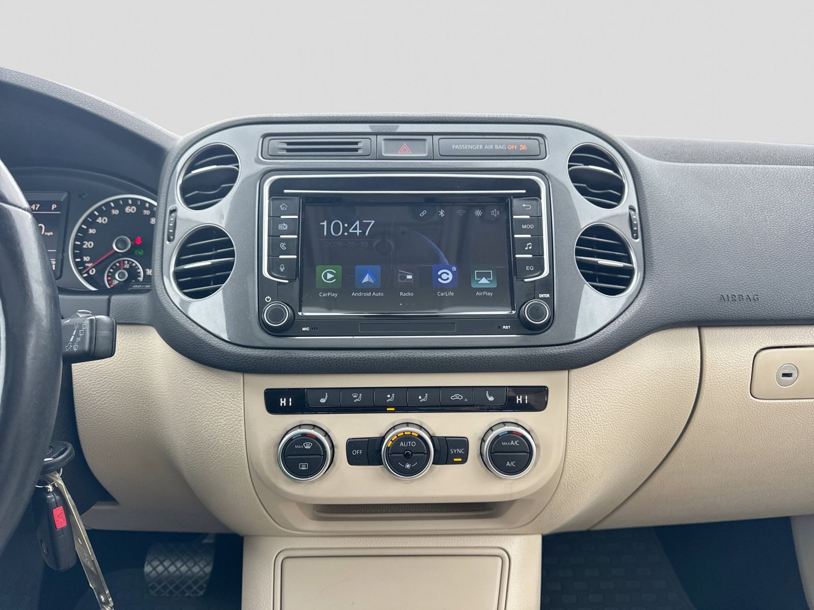 Thumbnail: 2013 Volkswagen Tiguan - 31