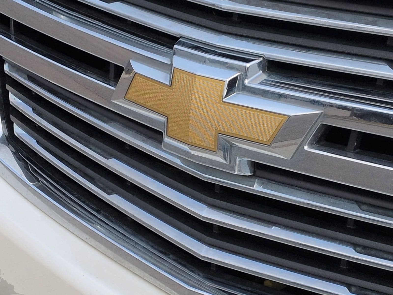 Thumbnail: 2015 Chevrolet Suburban - 14